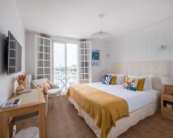 Tour de Nesle La Rochelle Vieux Port 3 etoiles