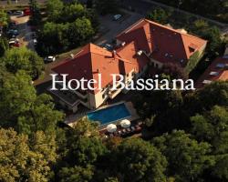 Bassiana Hotel és Étterem