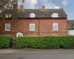 Springfield House - Birmingham Airport & NEC