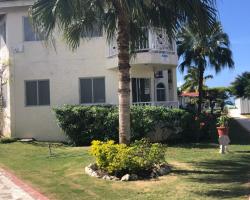 Pipers Cove Resort