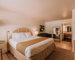 Gulf Hills Hotel & Resort