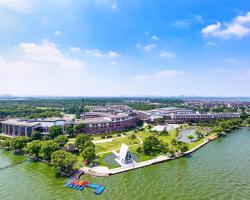 Suzhou Tongli Lake View Hotel