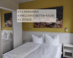 Haus Krabbe Apartments, für 1-2 Personen, Hunde kostenfrei willkommen, kostenfreier Parkplatz, zwischen Bremerhaven und Cuxhaven gelegen