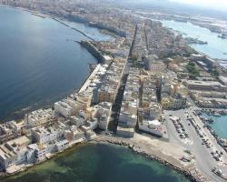 Trapani City center up to 6 Sleeps