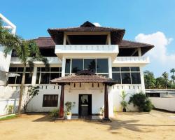 Cherai Beach Palace