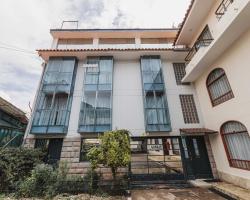 San Pedro Apartments