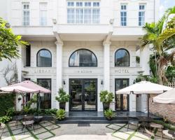 The Alcove Library Hotel