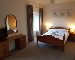 OYO Mackay's Hotel
