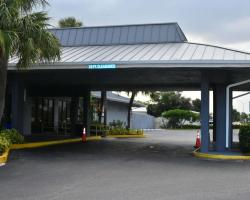 Days Inn by Wyndham Stuart