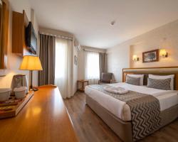 Çanak Hotel