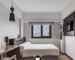 CHECK inn Express Kaohsiung Love River