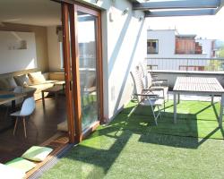 Close To Centre & Arena