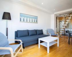 Apartamentos Adelfas