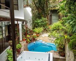 Gringo Bill's Boutique Hotel