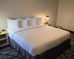 Super 8 by Wyndham Traverse City