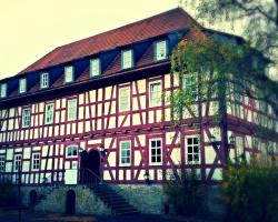 Burg Edelhof Hotel-Restaurant