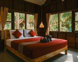 JOY Bungalow Resort and Restaurant