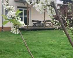 Pilaites svetingi namai