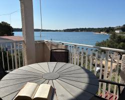 Gorgonia Apartments & Suites