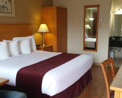 Canadas Best Value Inn & Suites-Vernon