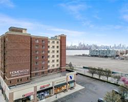 Homewood Suites by Hilton Edgewater-NYC Area