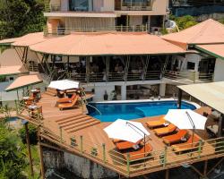 Issimo Suites (Adults Only)