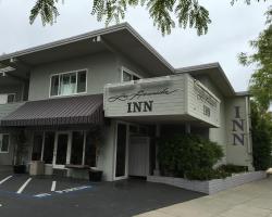 La Avenida Inn