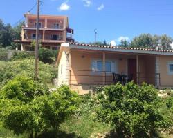 Takis & Eirini Family Apartments