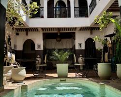 Riad La Porte Rouge By La Siredrah