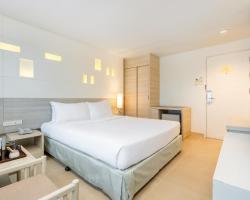 Sunshine Hotel & Residences