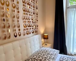 KRISTALL Doppelzimmer direkt im Zentrum, Balkon