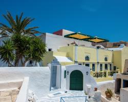 Christos Apartments Oia