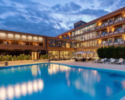Sky Blue Hotel & Spa