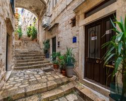 Apartman Neve