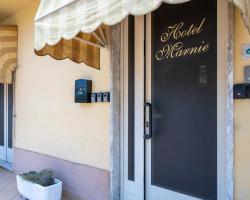 Hotel Marnie