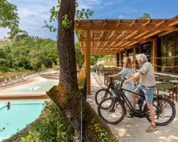 hu Firenze Certosa camping in town