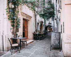 Second Life in Piran - Hotel Zala Piran with private parking and shuttle service