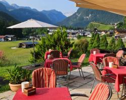 Tourist Hotel Boehm
