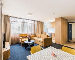 Statesman Hotel