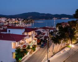 Kaplanis House