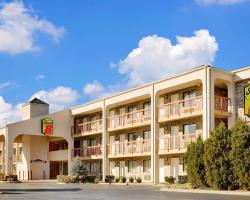 Super 8 by Wyndham Hermitage Nashville