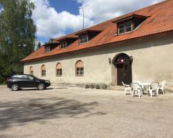 Vana Tall Guesthouse