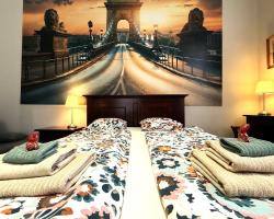 Liana-Luxury And Central Flat