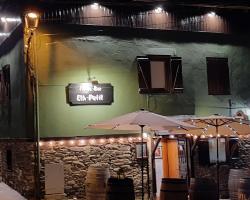 Fonda Eth Petit - Sólo adultos,niños a partir de 12 años