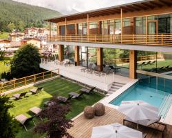 Corona Dolomites Hotel