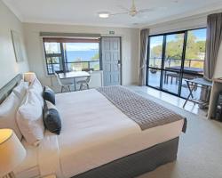 Whangaparaoa Lodge