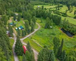 Helmcken Falls Lodge Cabin Rooms and RV Park