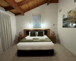 Coonawarra Place Motor Inn
