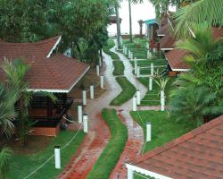 Clafouti Beach Resort - A seafacing Resort