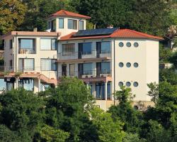 Guest Rooms Sea View